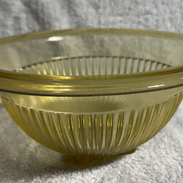 Federal Glass Golden Glow Depression Glass Bowl