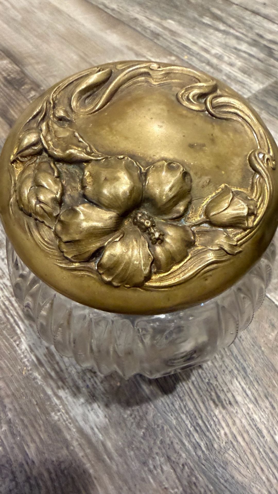 Art Nouveau Cut Glass Dresser Jar with Brass Floral Lid 3