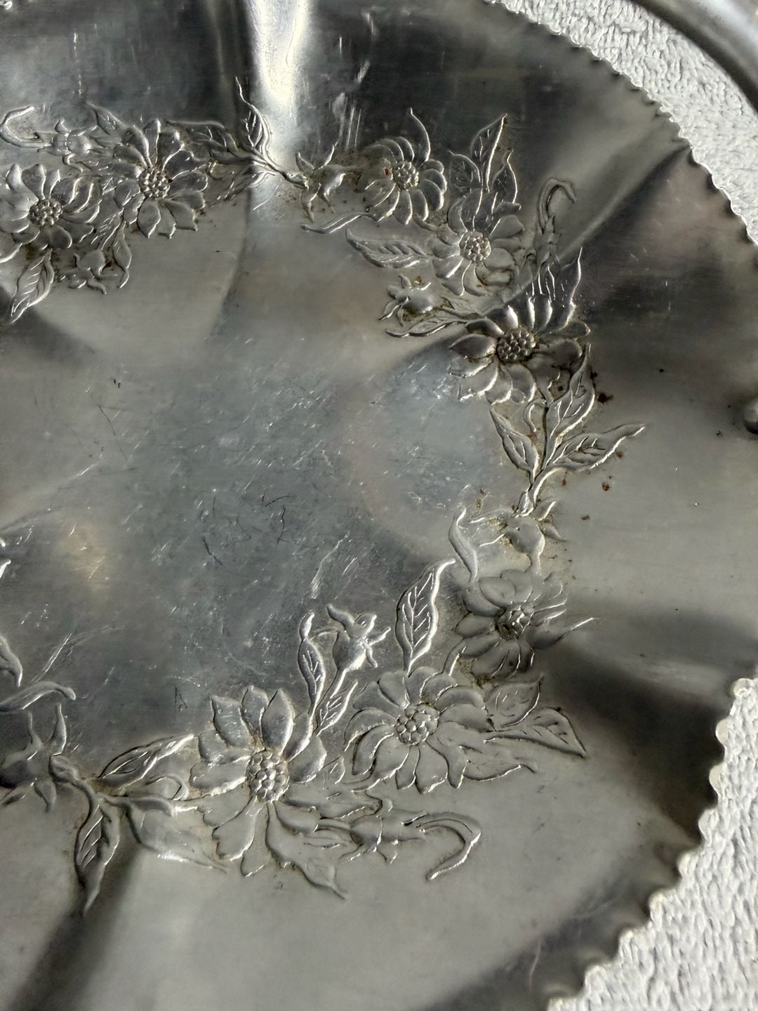 Vintage Hand Wrought Aluminum Floral Basket Size 8 In 3