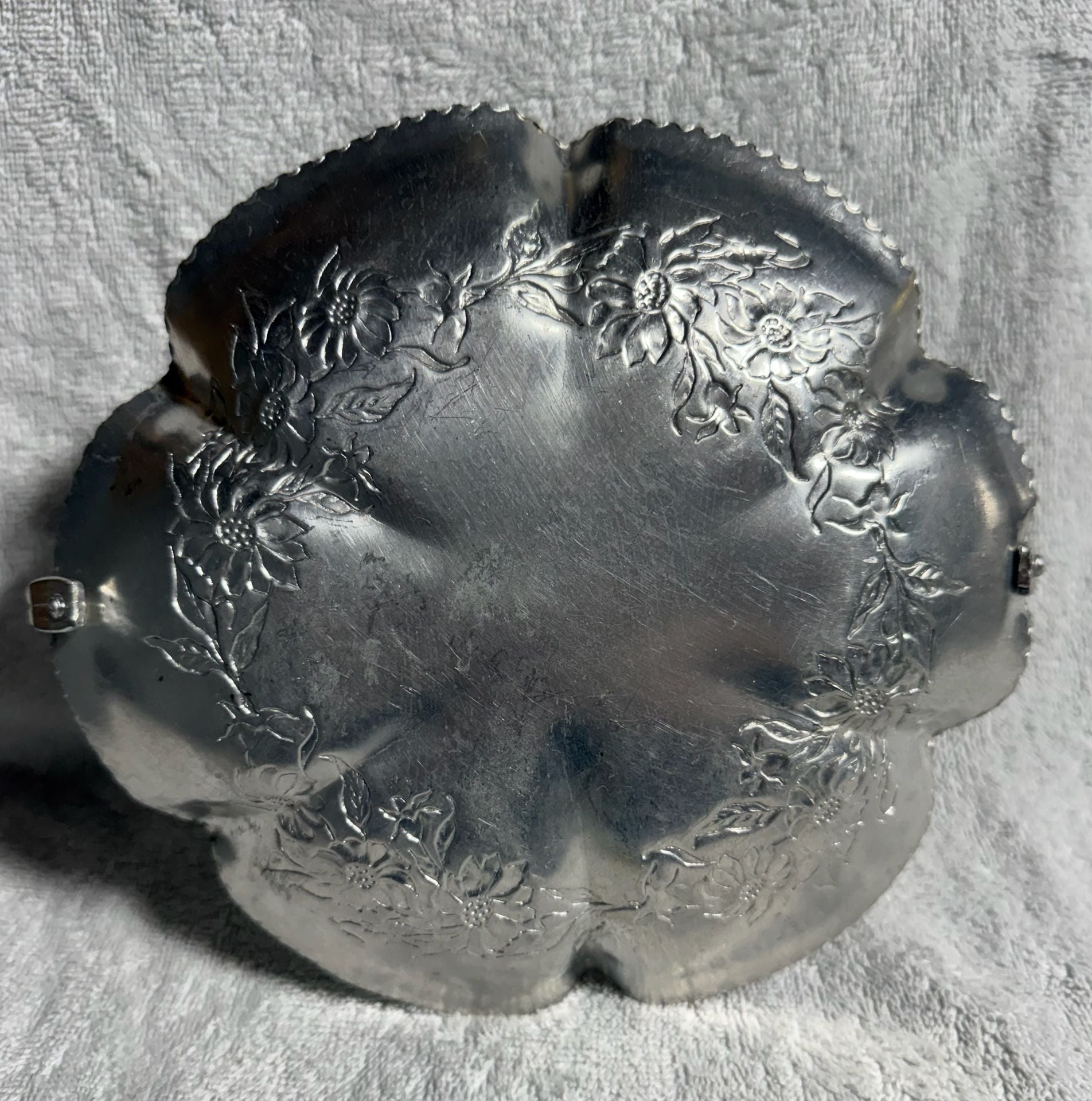 Vintage Hand Wrought Aluminum Floral Basket Size 8 In 6