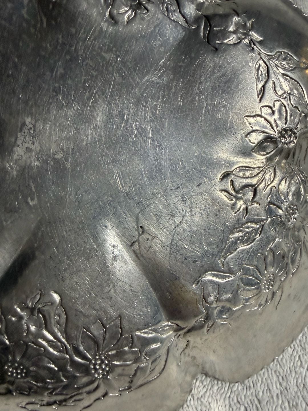 Vintage Hand Wrought Aluminum Floral Basket Size 8 In 7