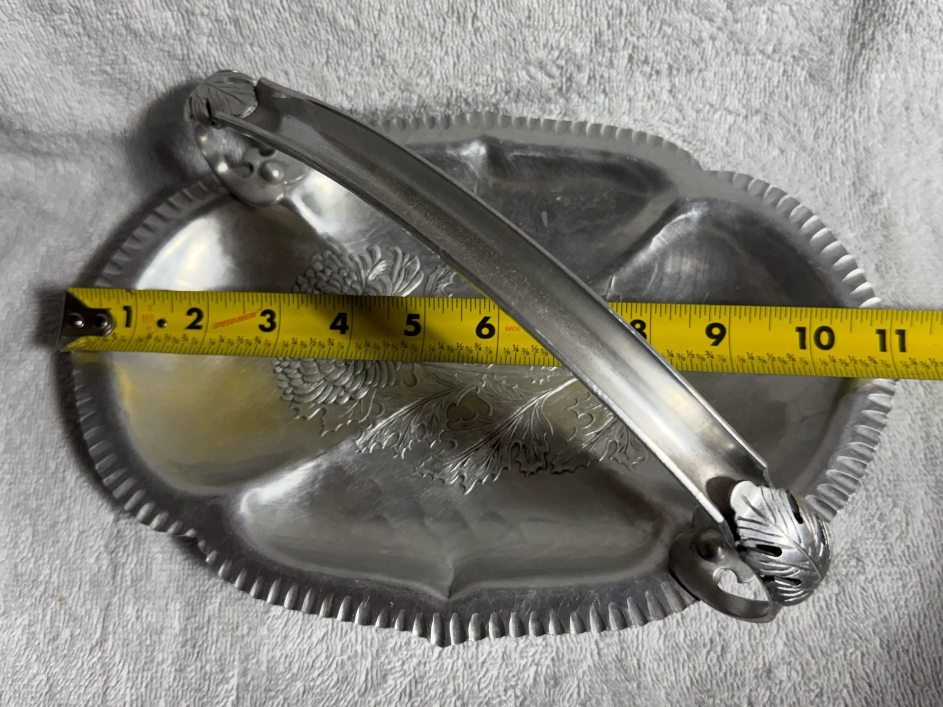 Continental Silverlook 538 Handled Tray 2