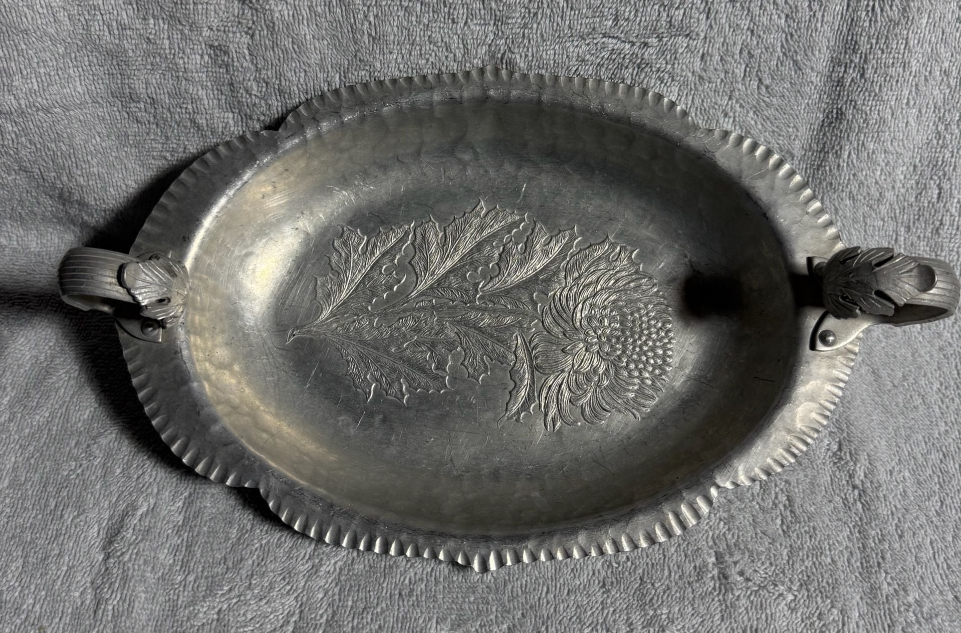 Trade Continental Hand Wrought Tray 541 Chrysanthemum Aluminum 3