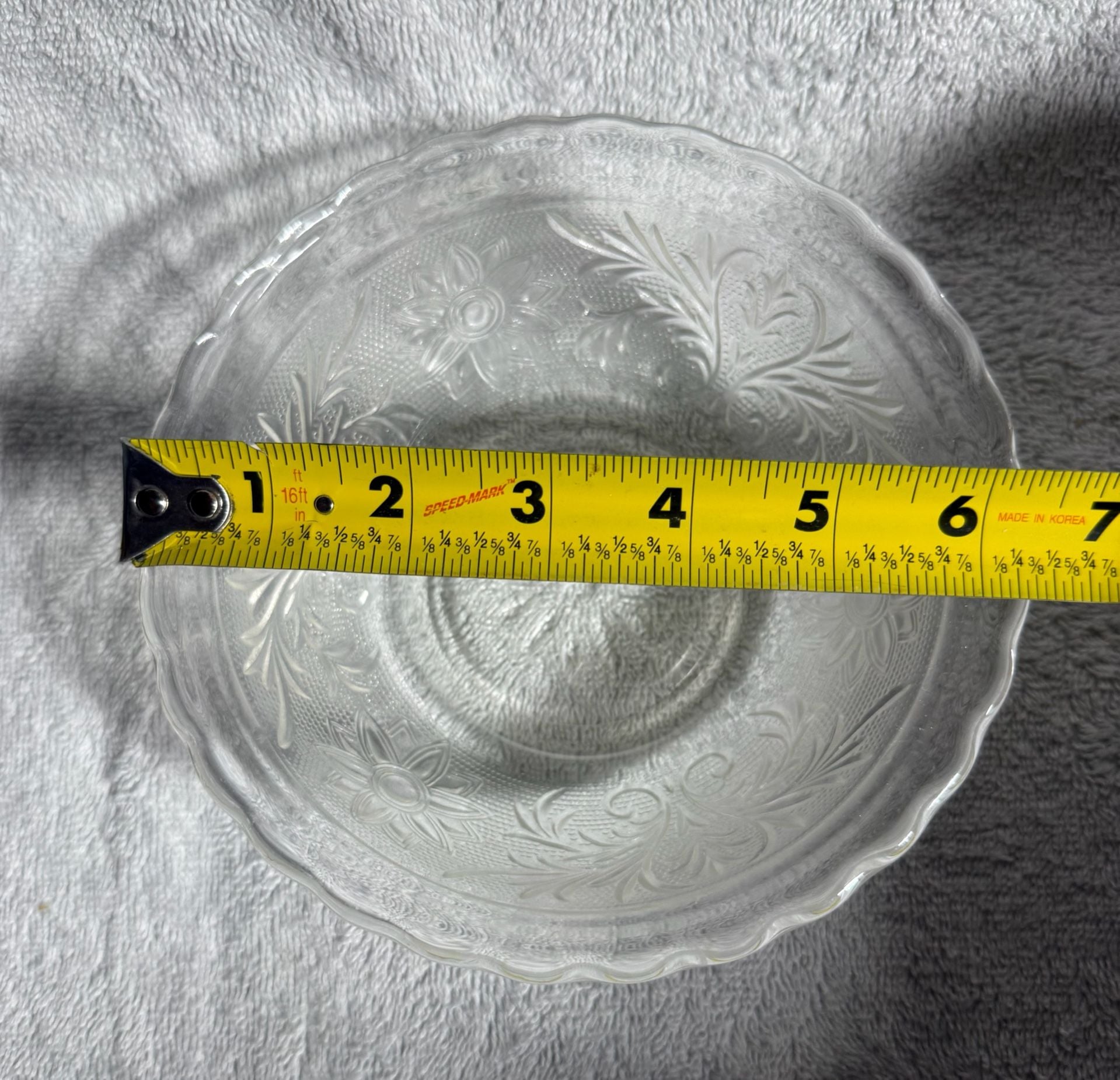 Anchor Hocking Sandwich Glass Bowl Size 6.25 2