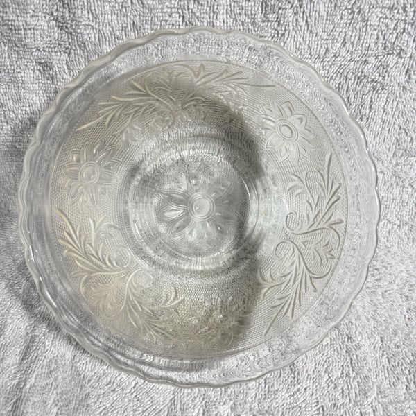 Anchor Hocking Sandwich Glass Clear Bowl
