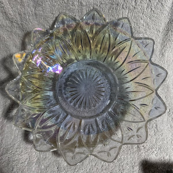 Federal Glass Petal 8 Inch Iridescent Bowl
