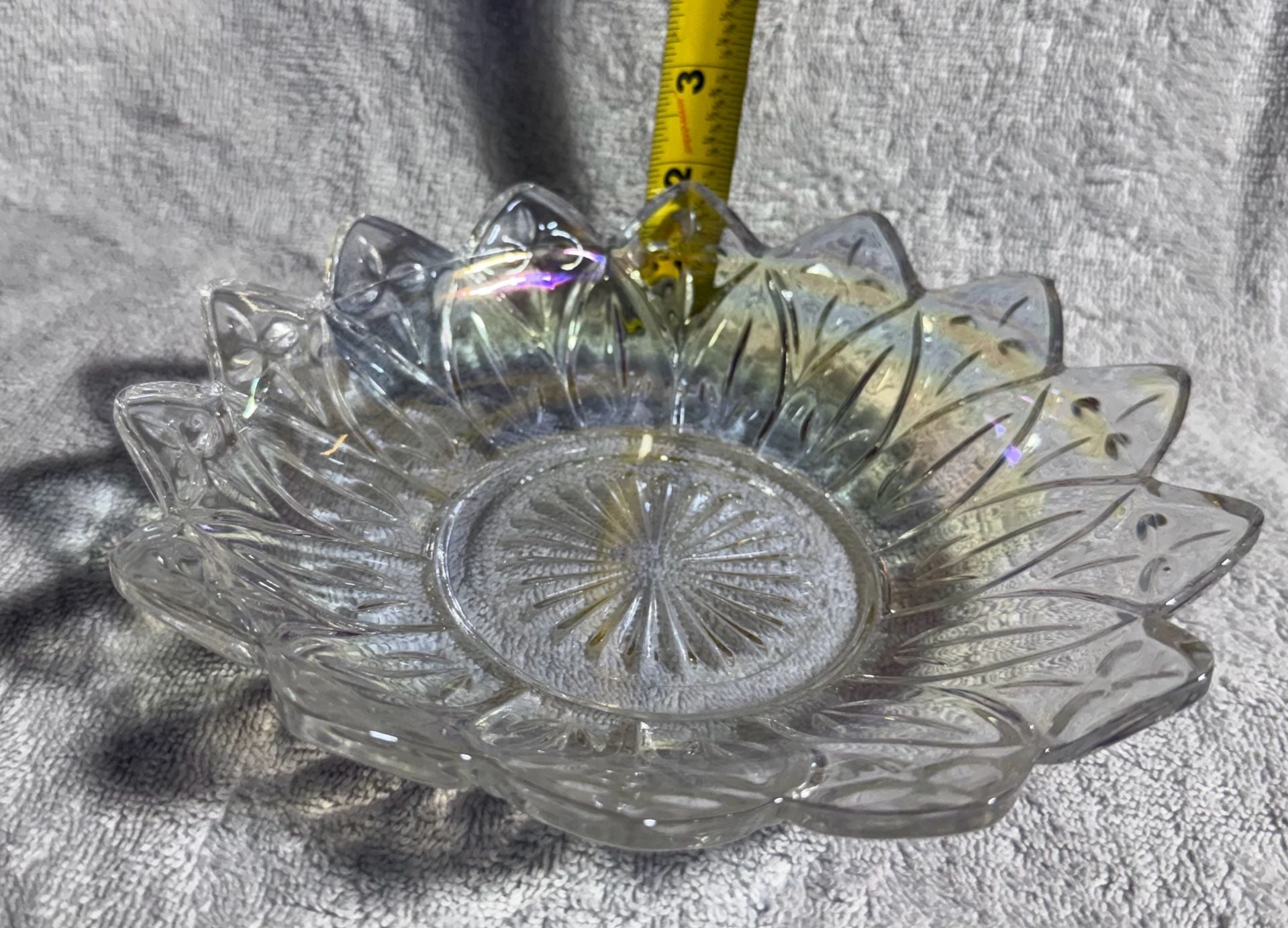 Federal Glass Petal 8 Inch Iridescent Bowl 3