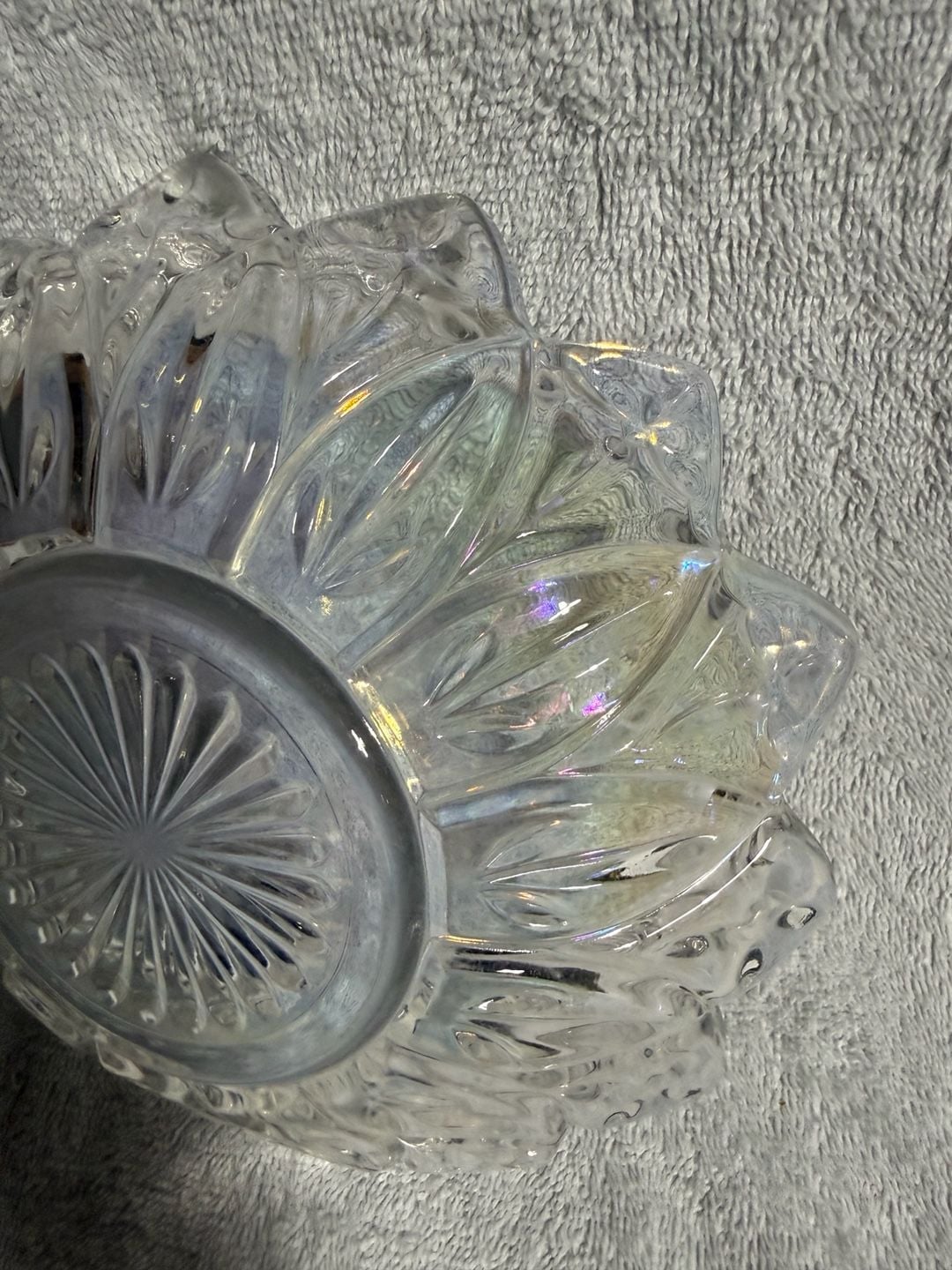 Federal Glass Petal 8 Inch Iridescent Bowl 8