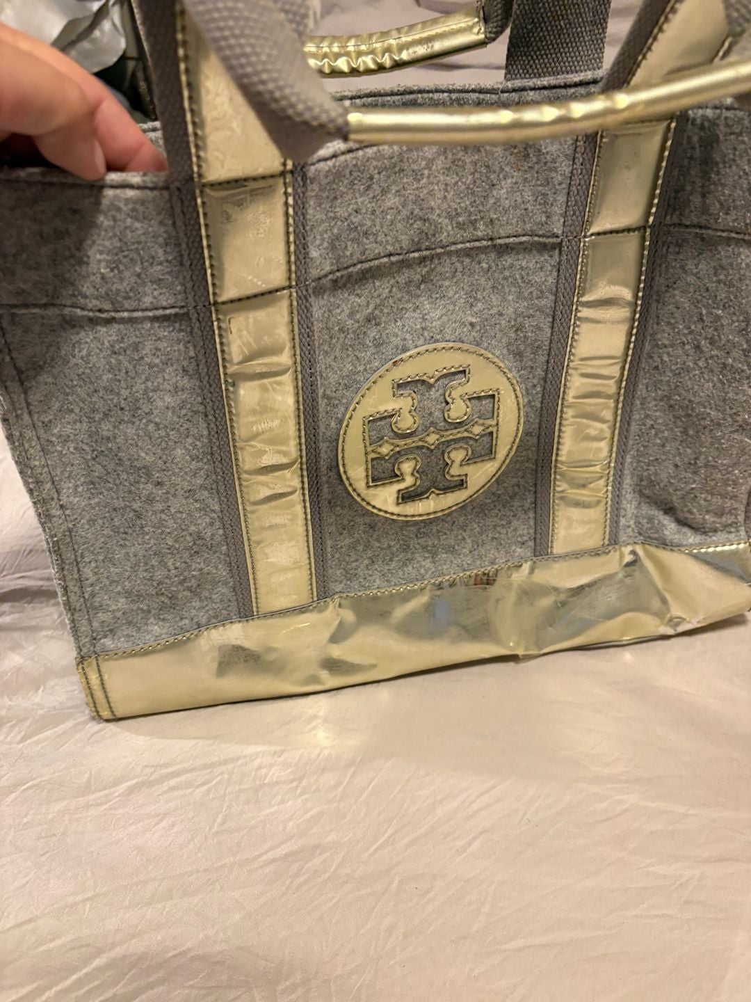 Tory Burch Metallic Vinyl-Trimmed Felt Tote Bag - Grey 2