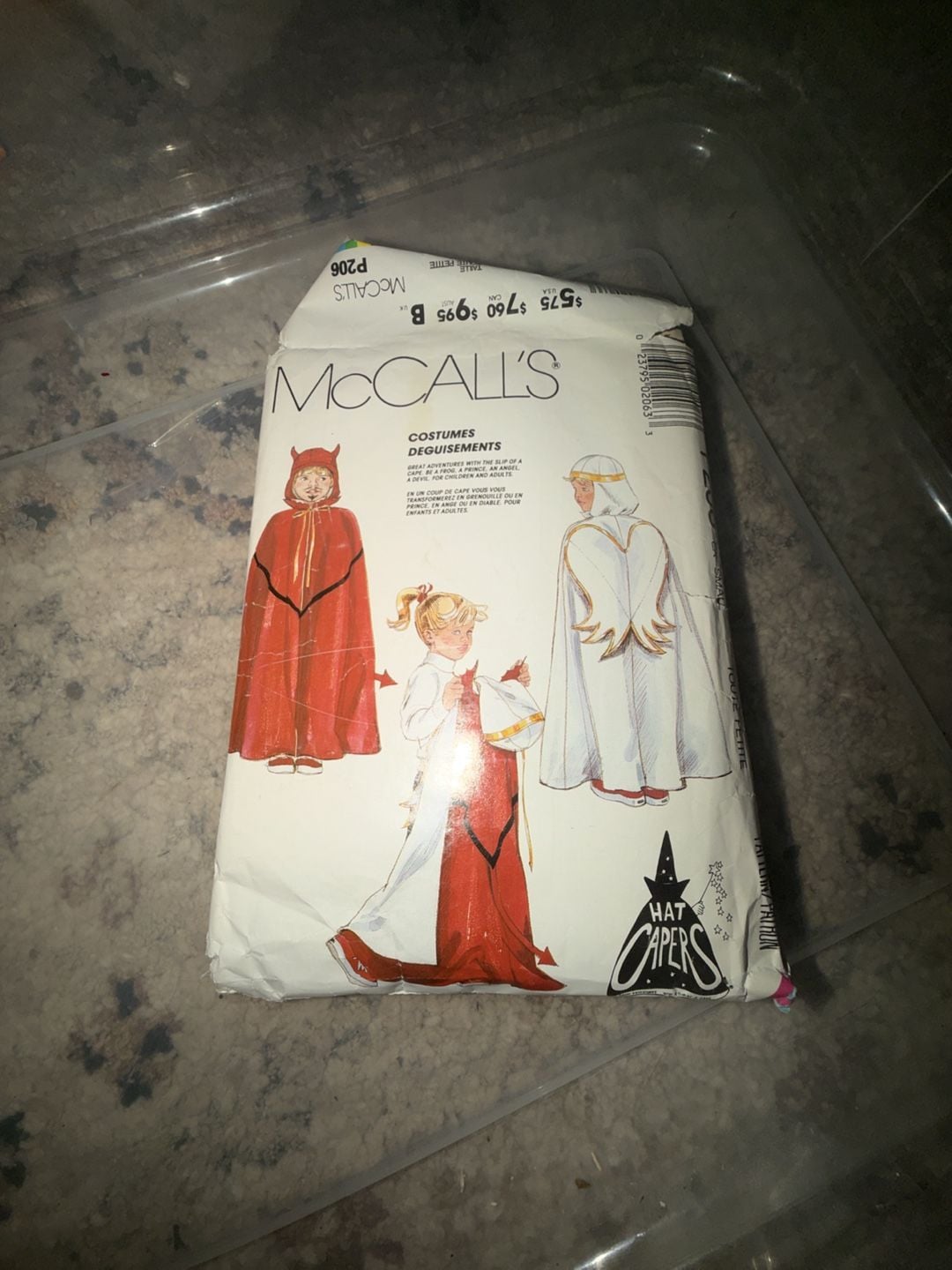 McCall's Sewing Pattern 7206 Costume Cape Size Small 2