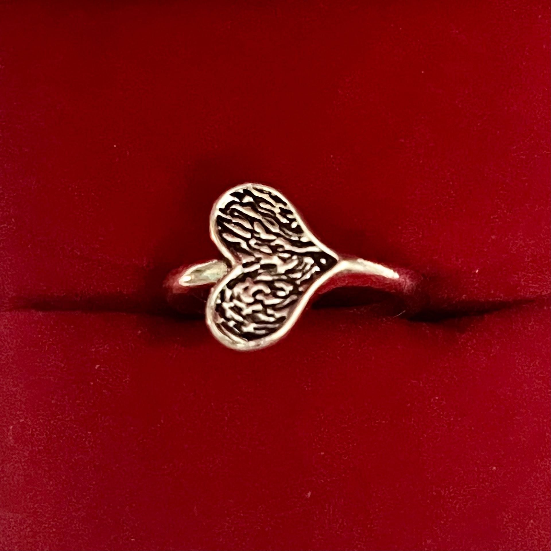 Oxidized Textured Heart Titanium Steel Silver Open Ring Size 5-7 1