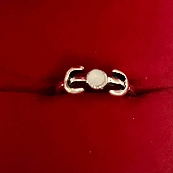 Vintage Moonstone Titanium Steel Silver Ring Size 5