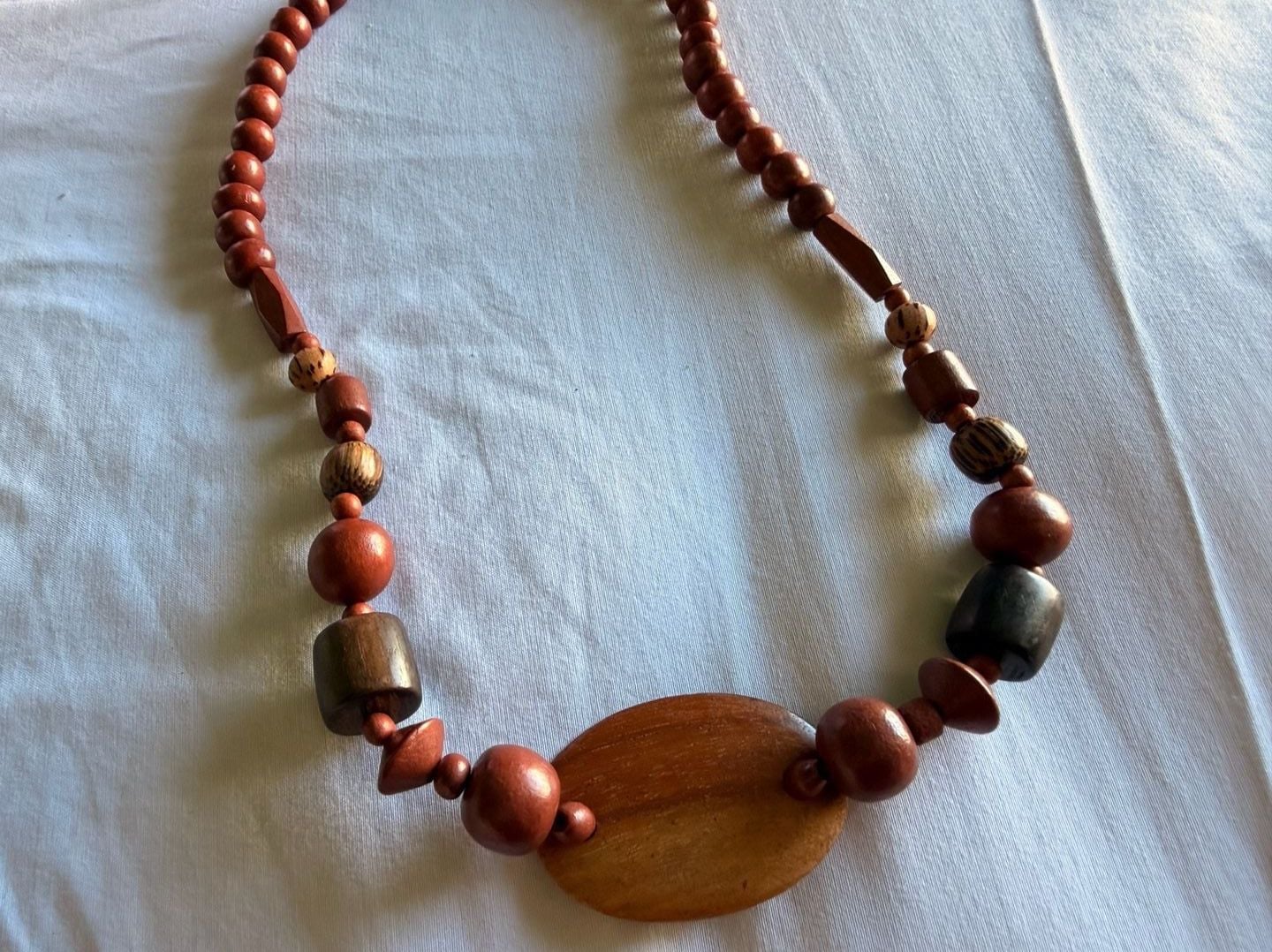 Vintage Boho Wooden Statement Necklace Brown Wooden Beads 10