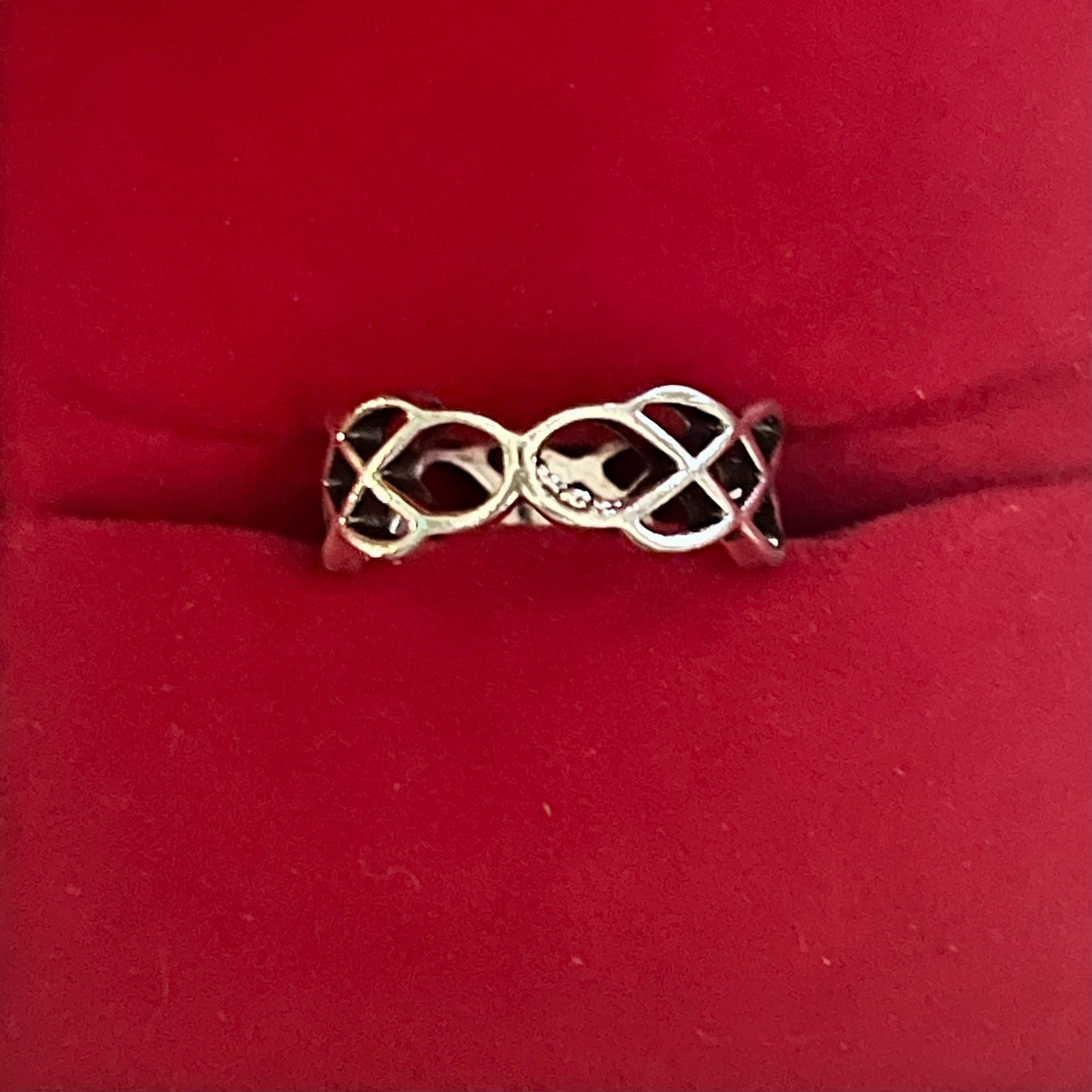 Celtic Knot Band Titanium Steel Silver Ring Size 5 4