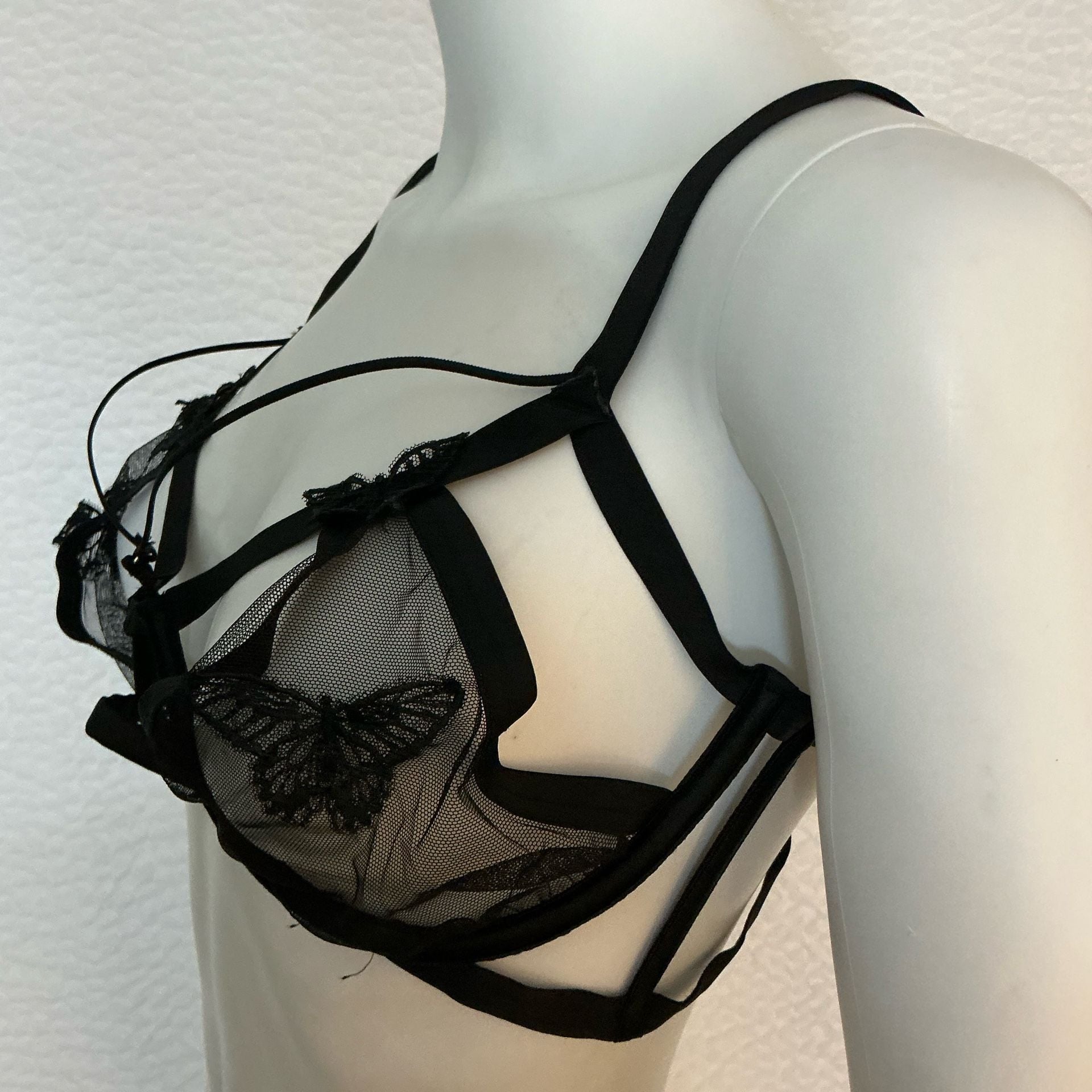Victoria's Secret Unlined Strappy Butterfly Bra Size XXL Black 3