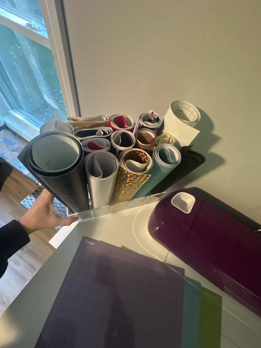 Cricut Explore Air 2 Purple Cutting Machine with Mats and Vinyl Rollers 4