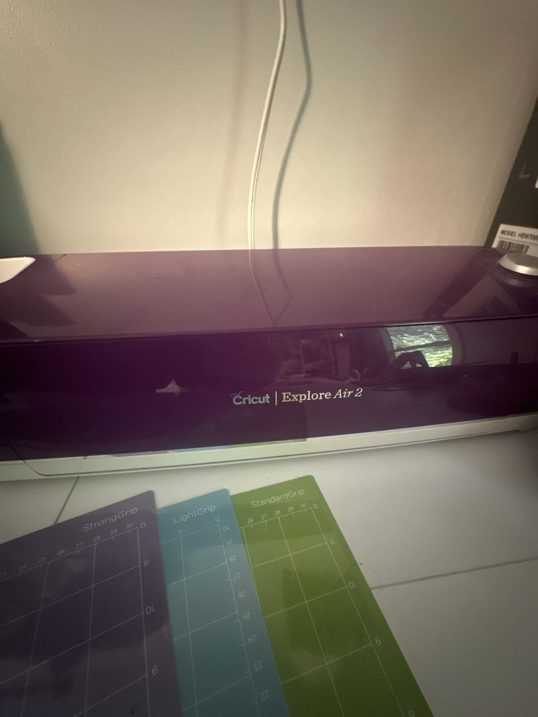 Cricut Explore Air 2 Purple Cutting Machine with Mats and Vinyl Rollers 8