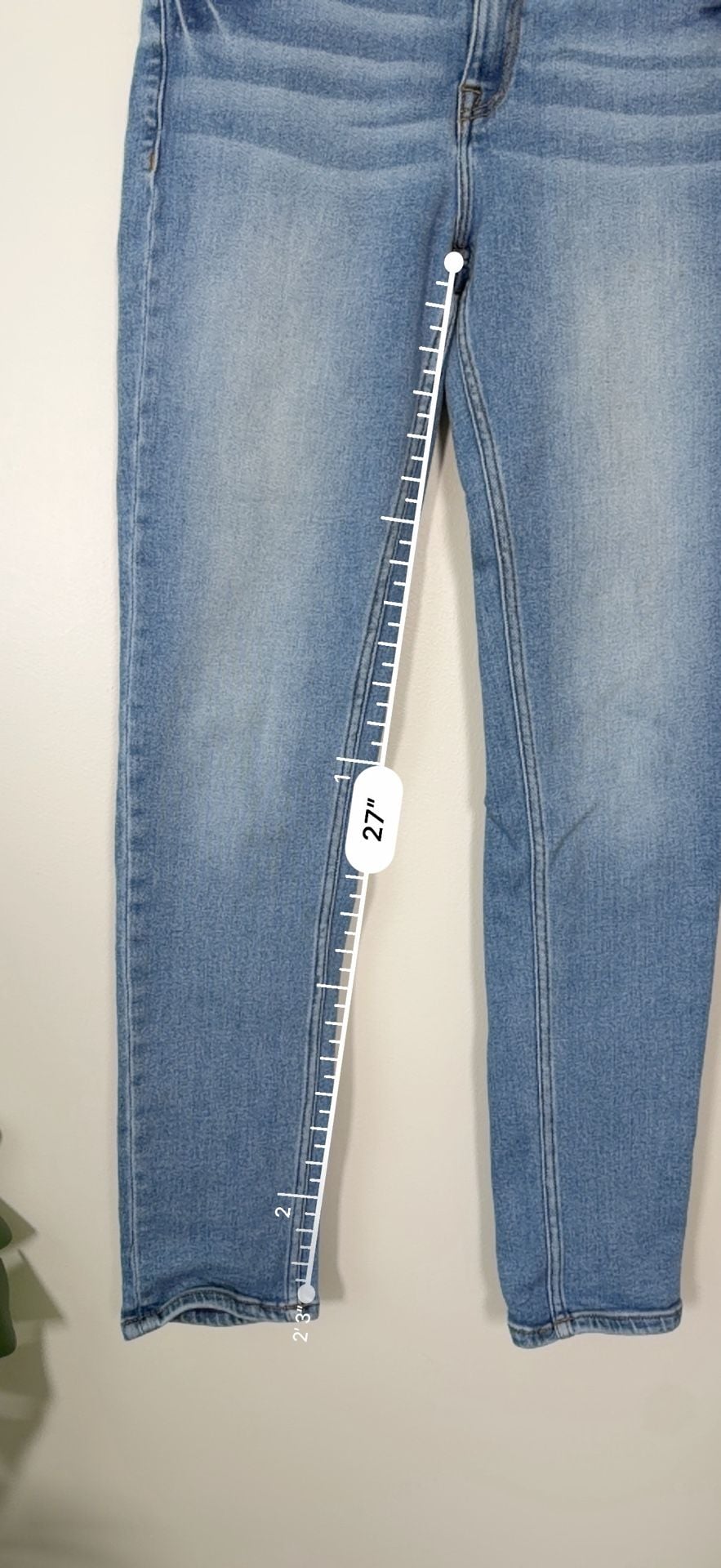 Vigoss Thompson Tomboy Jeans Size 28 Blue Denim Slim Straight Leg 9