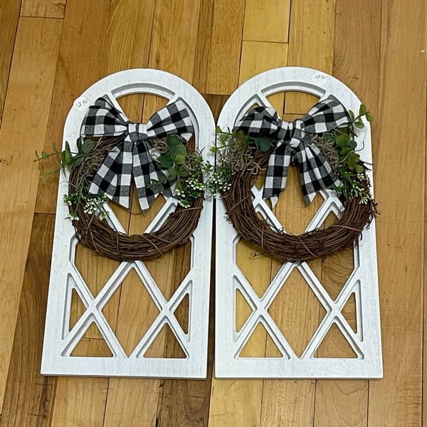 Farmhouse Rustic Window Frame Wall Decor With Wreath Pair