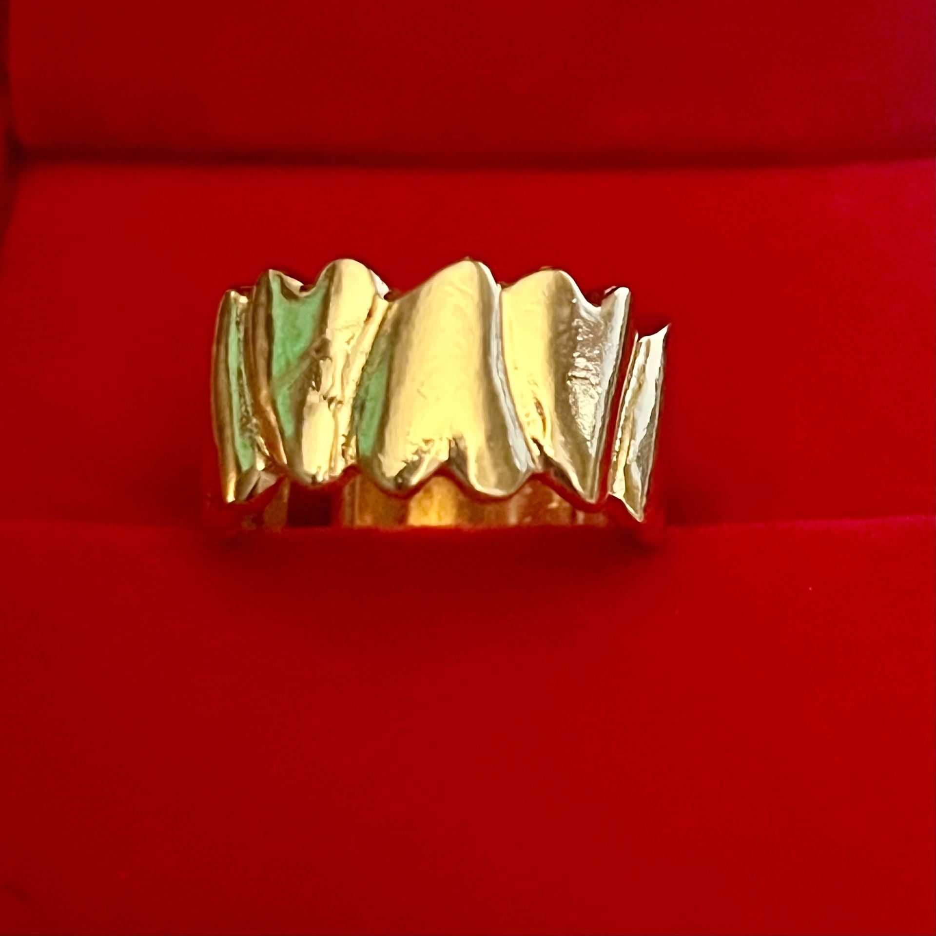 Gold Hammered Design Textured Band Open Ring Size 6 2