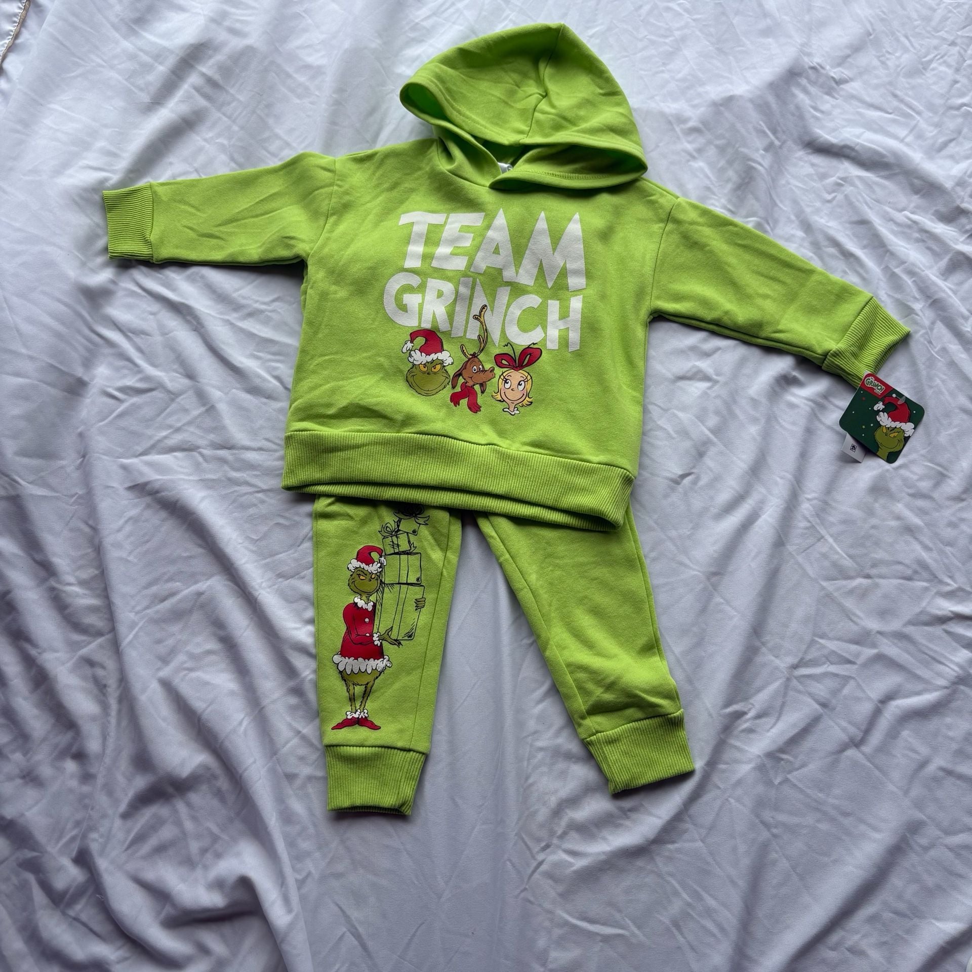 The Grinch Team Grinch Sweatshirt and Jogger Set 2T Green Fleece 1