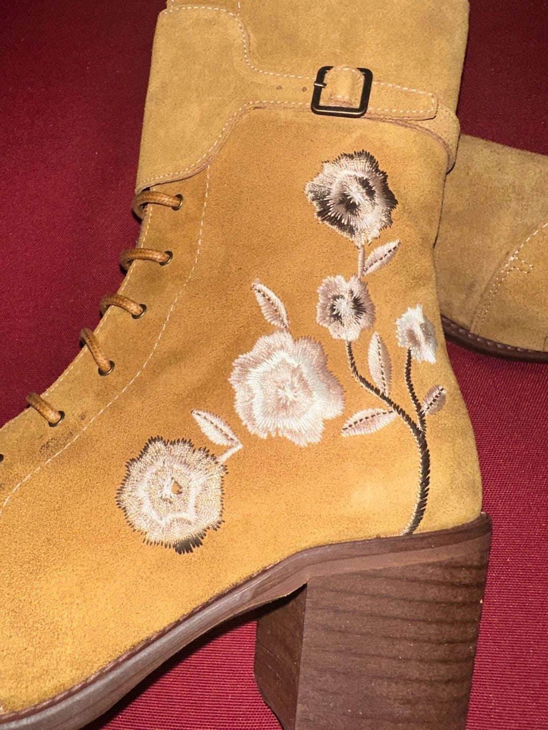 No.70 Veracruz Suede Floral Embroidered Lace Up Boots Tan 8