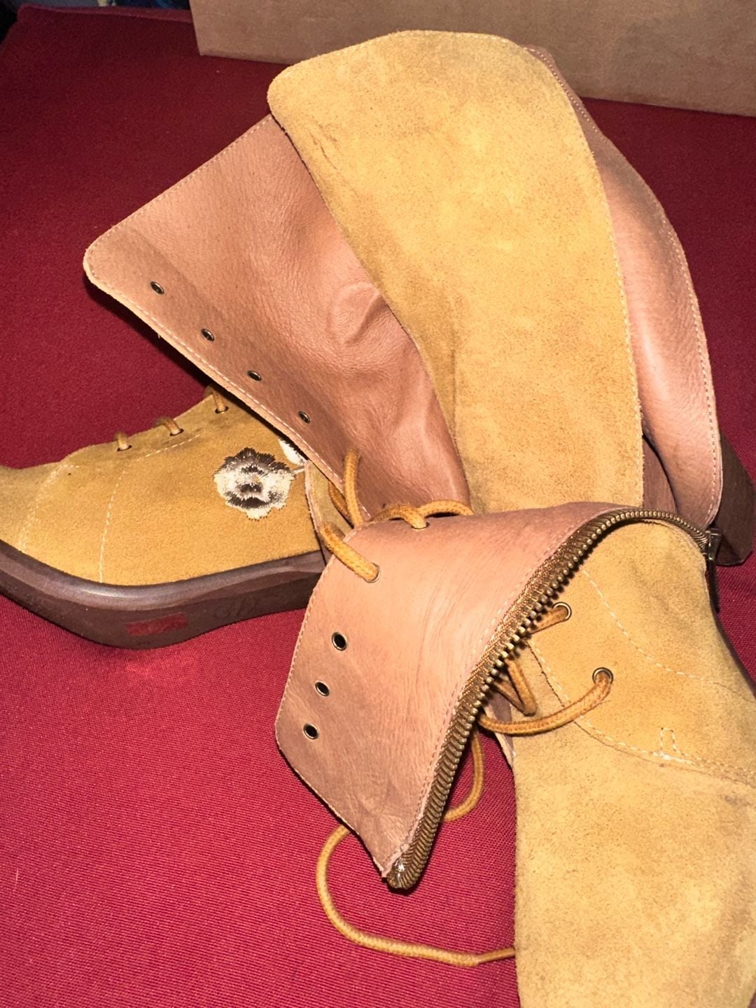 No.70 Veracruz Suede Floral Embroidered Lace Up Boots Tan 9