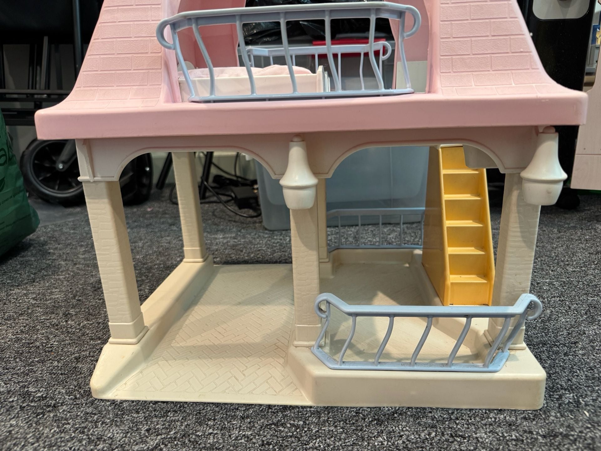 Vintage 90s Little Tikes Grandma’s Cottage Dollhouse & 3PC Party Kitchen Set 5