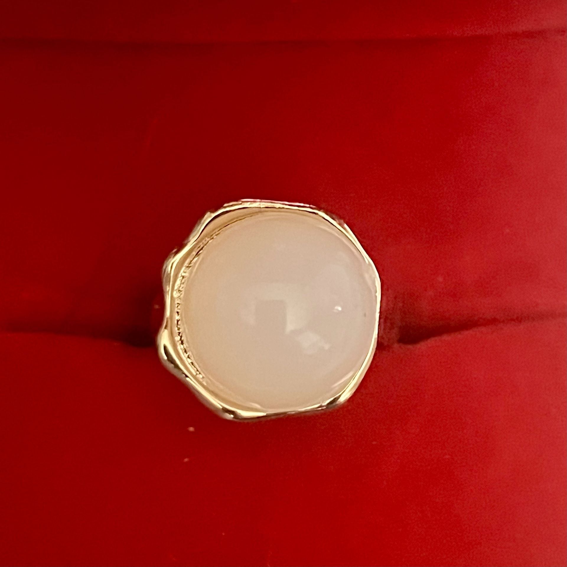 Gold-Tone White Cabochon Stone Open Ring Size 6 3