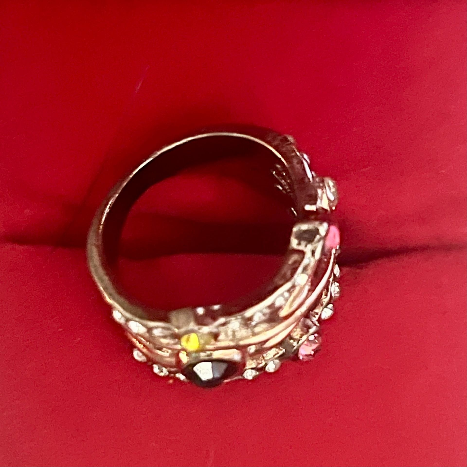 Vintage Rose Gold Multi-Stone Wide Rhinestone Ring Size 6 4