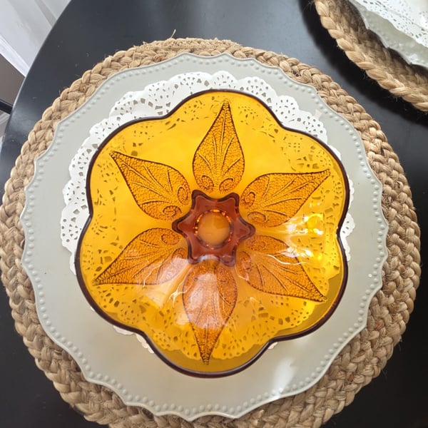 Indiana Glass Amber Pressed Flower Petal Design Vintage Glass Bowl