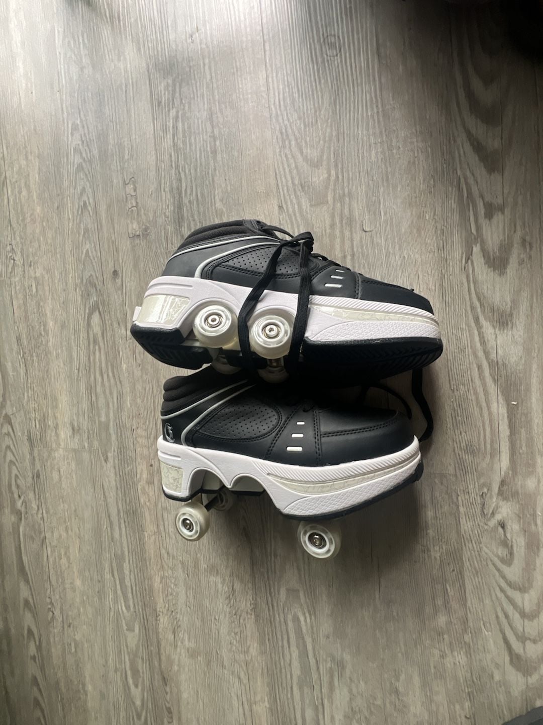 Black High Top Sneakers with Roller Wheels Size 37 4