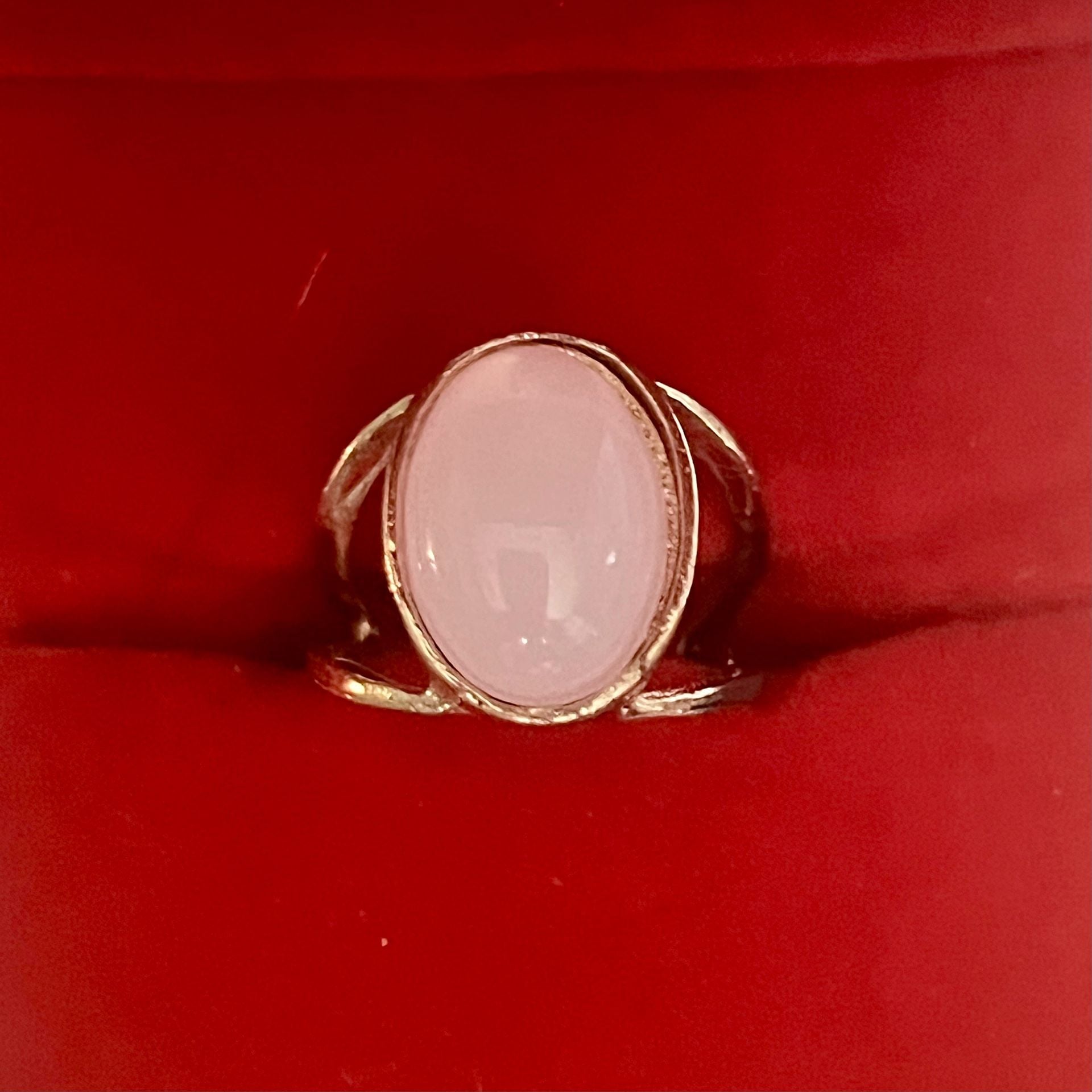 Vintage Rose Quartz Cabochon Gold Tone Cocktail Ring Size 6 3