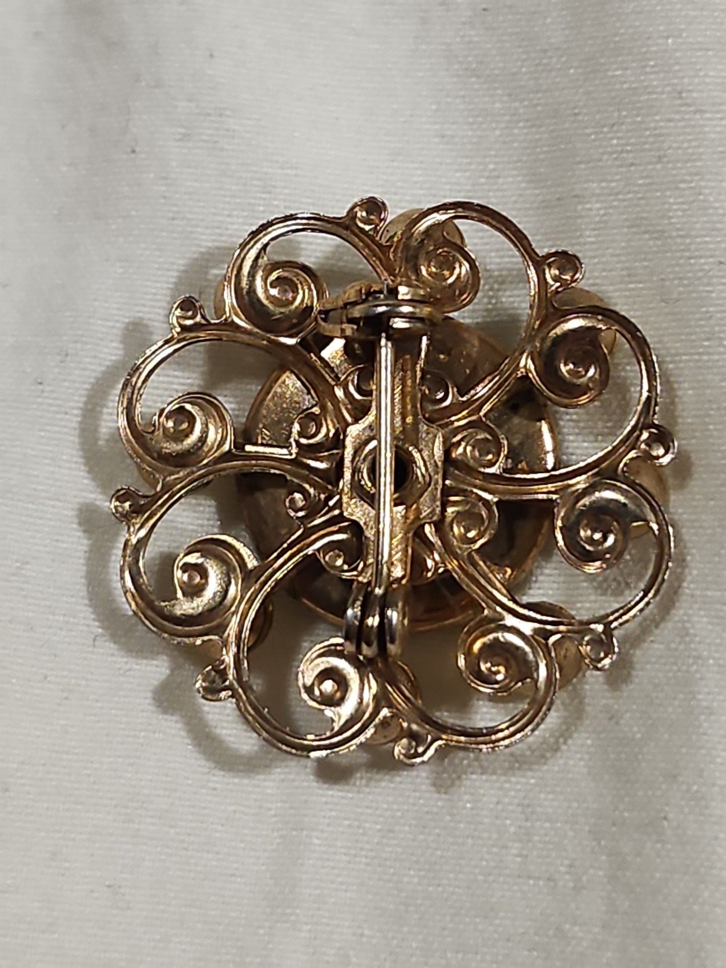 Vintage Gold Tone Cameo Brooch with Rhinestones and Black Background 6