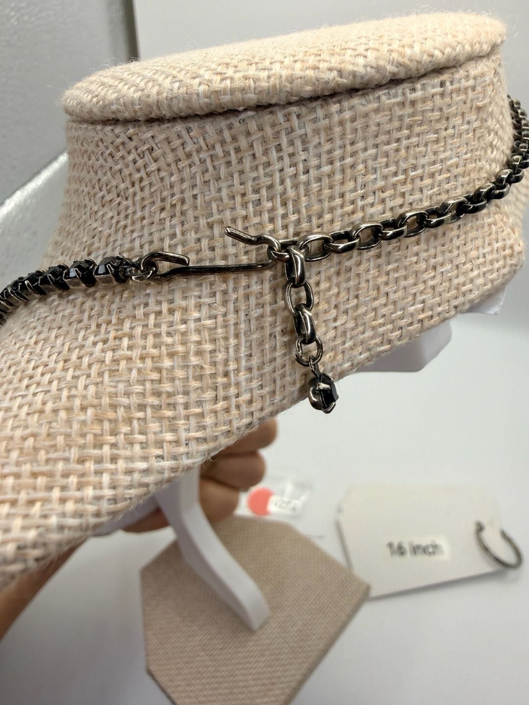 Product thumbnail 4