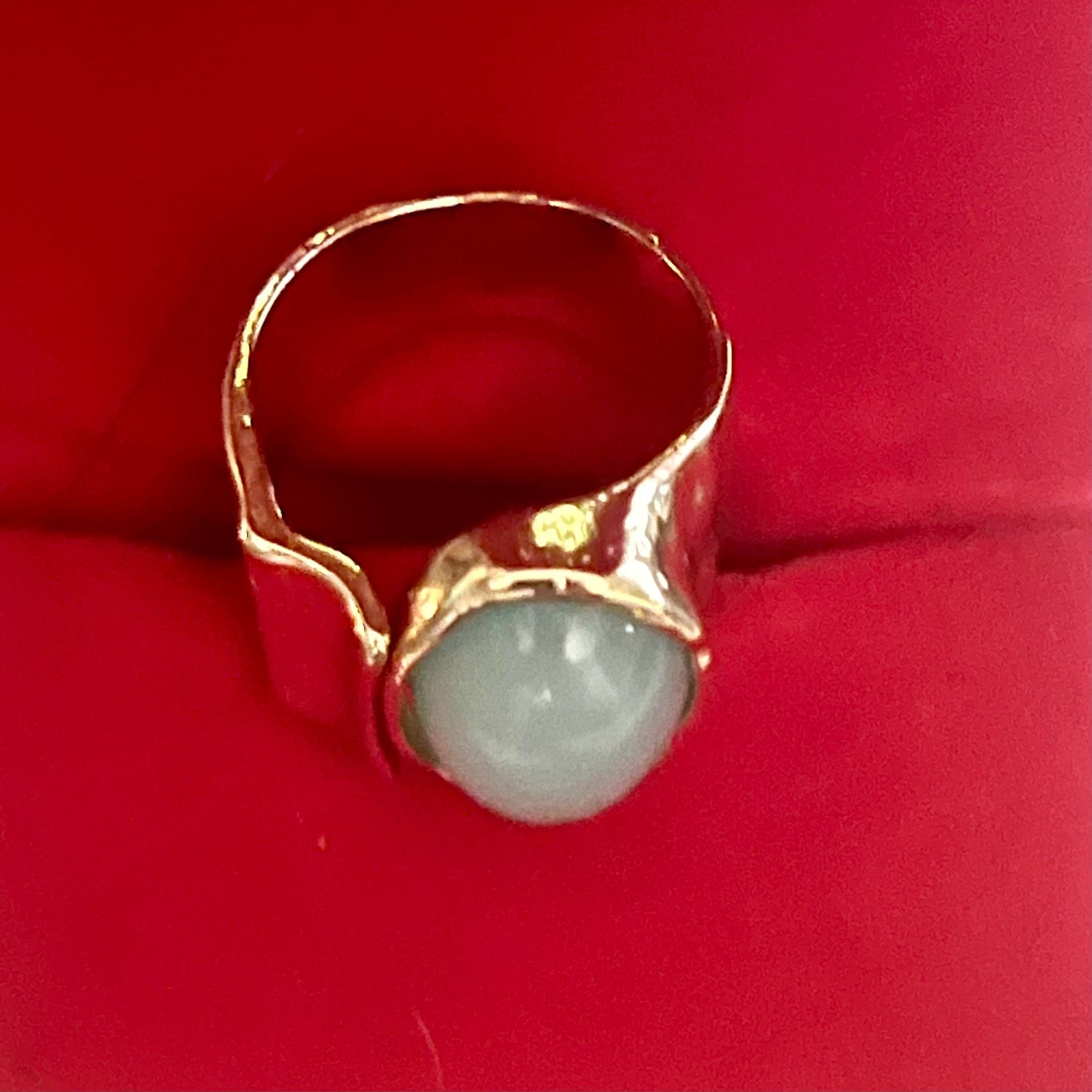 Gold Green Jade Cabochon Artisan Ring Size 6 4