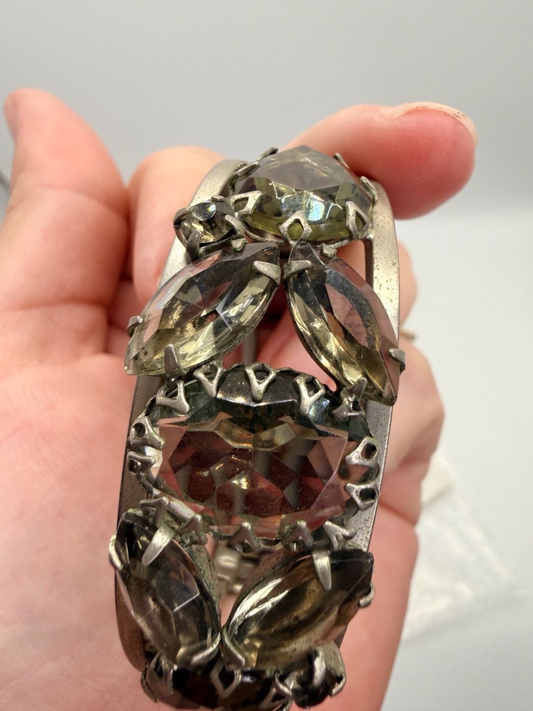Vintage Juliana D And E Smokey Gray Crystal Rhinestone Clamper Bracelet 8
