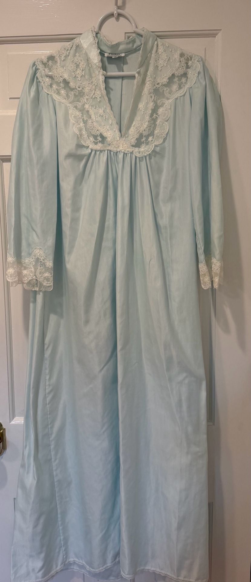 Vintage Cottagecore Coquette Corhan Nightgown Light Blue Satin Lace 7