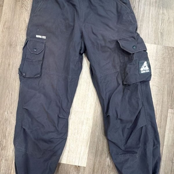 Palace Gore-Tex Cargo Pants Size L Navy Ripstop