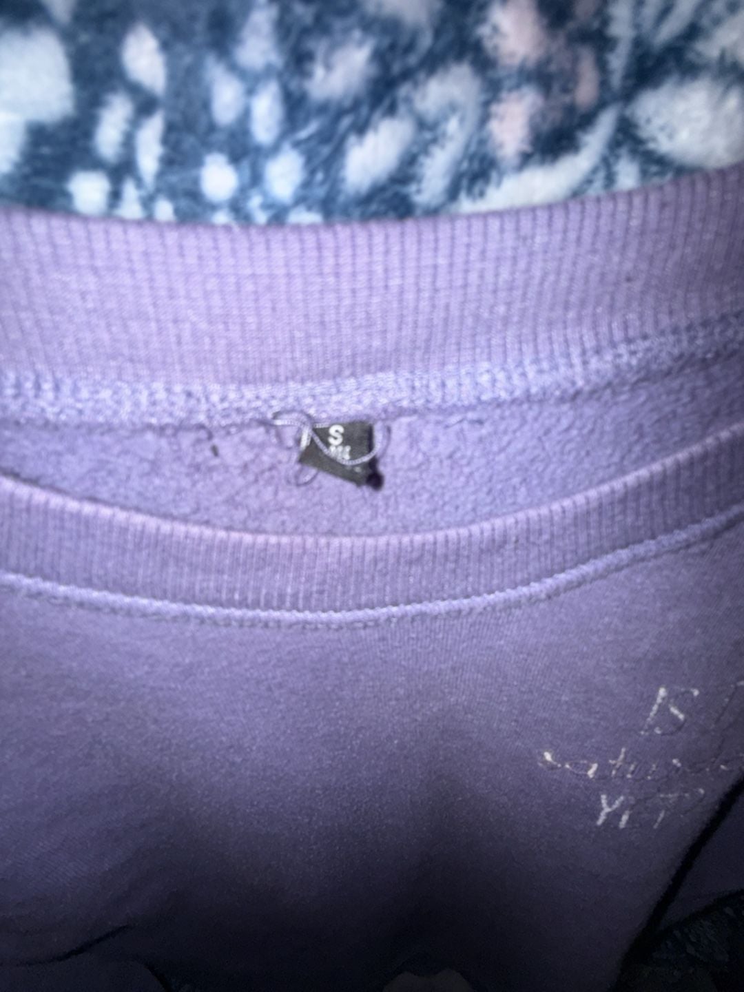 Lavender: Cotton, Relaxed Fit, Crew Neck : , 4