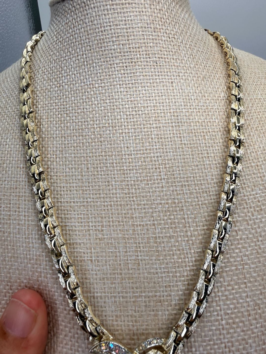 Product thumbnail 4