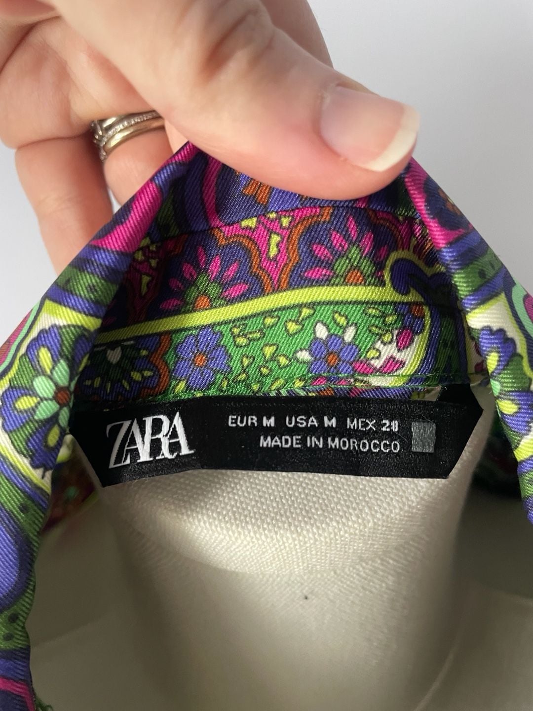 Zara Printed Shirt Size M Green Paisley 5
