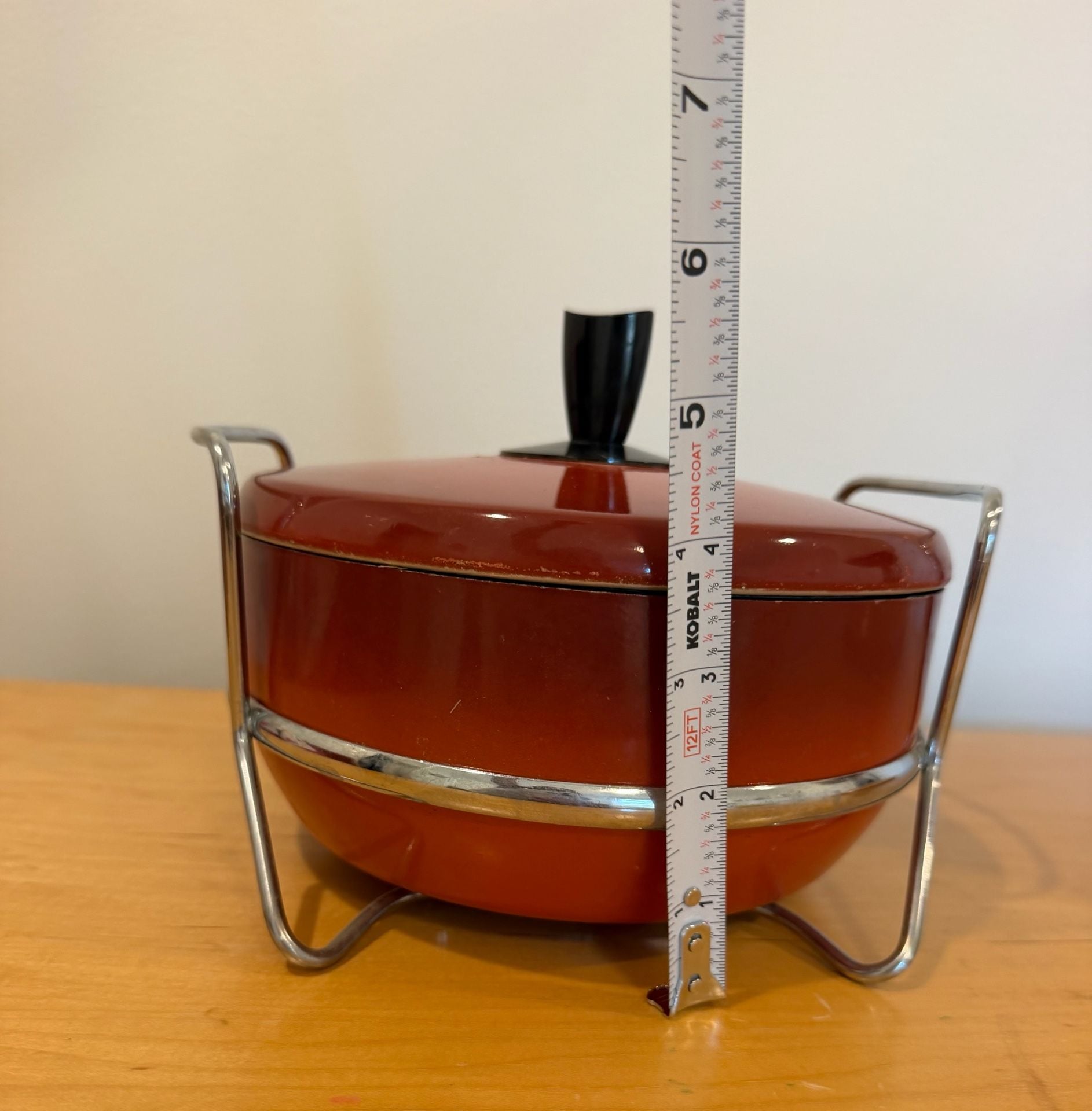 Vintage 60s Bounty By Wear Ever Dutch Oven 2 Quart Red Enamel Casserole Stand 10