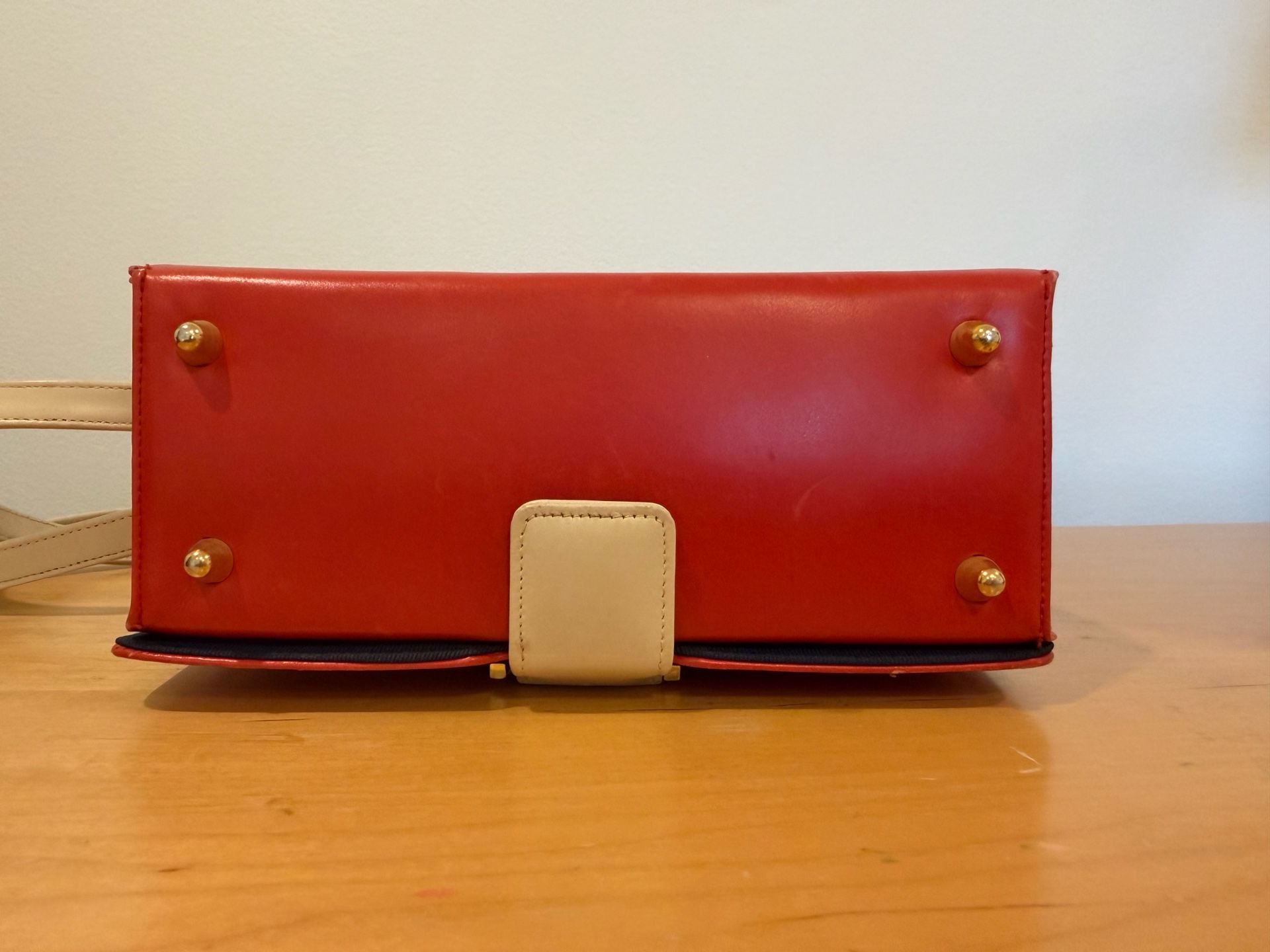 Product thumbnail 6
