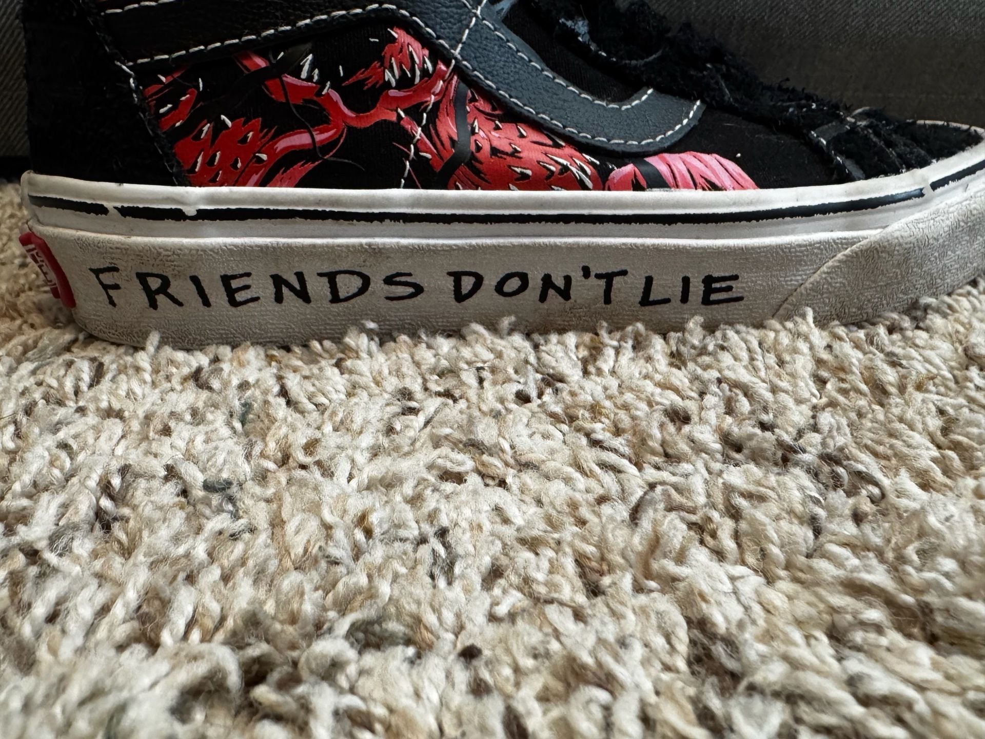 Vans x Stranger Things Sk8-Hi Reissue 'Upside Down' Demogorgon Size M 3.5 / W 5 11