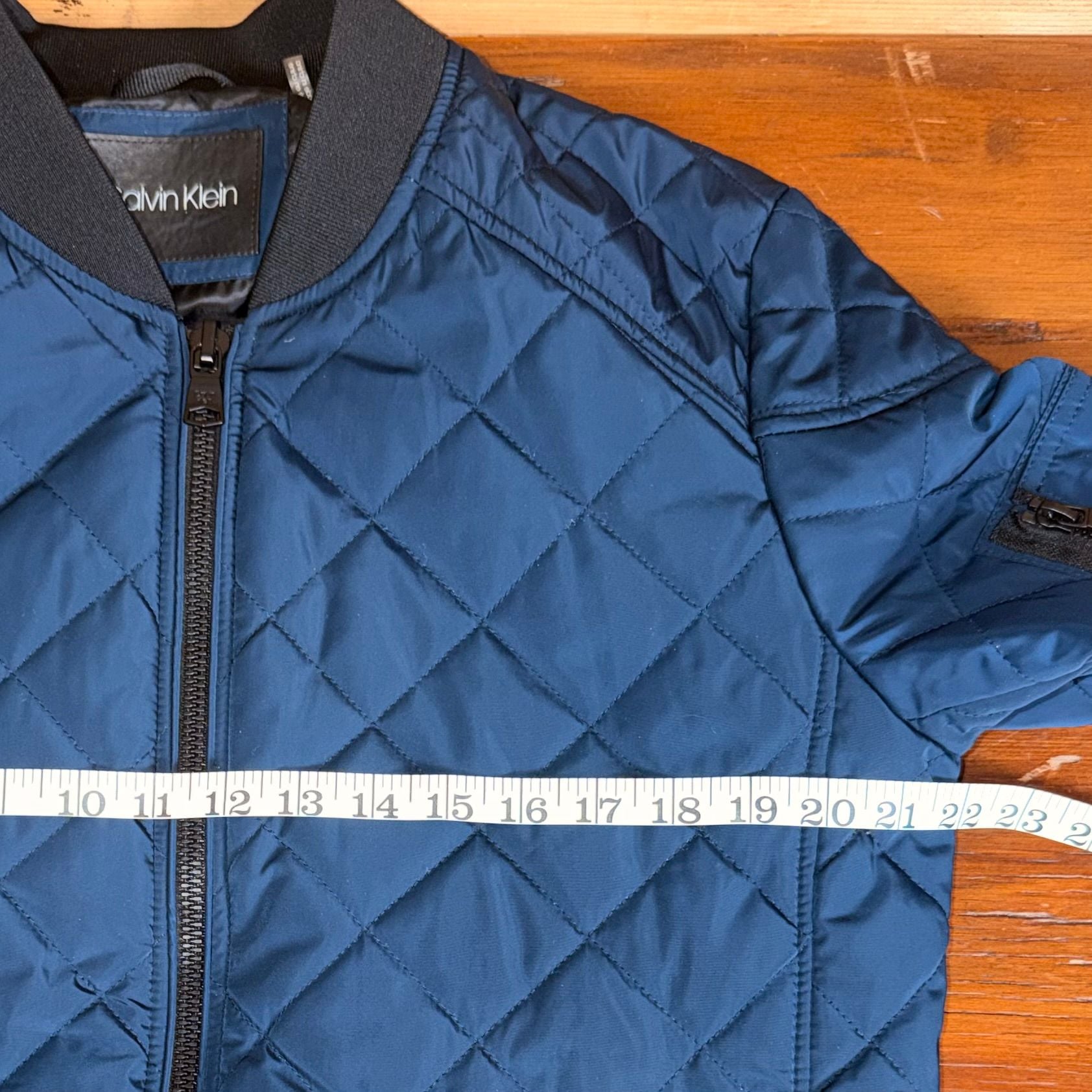 Calvin Klein Quilted Bomber Jacket Size S Blue Diamond Pattern 8