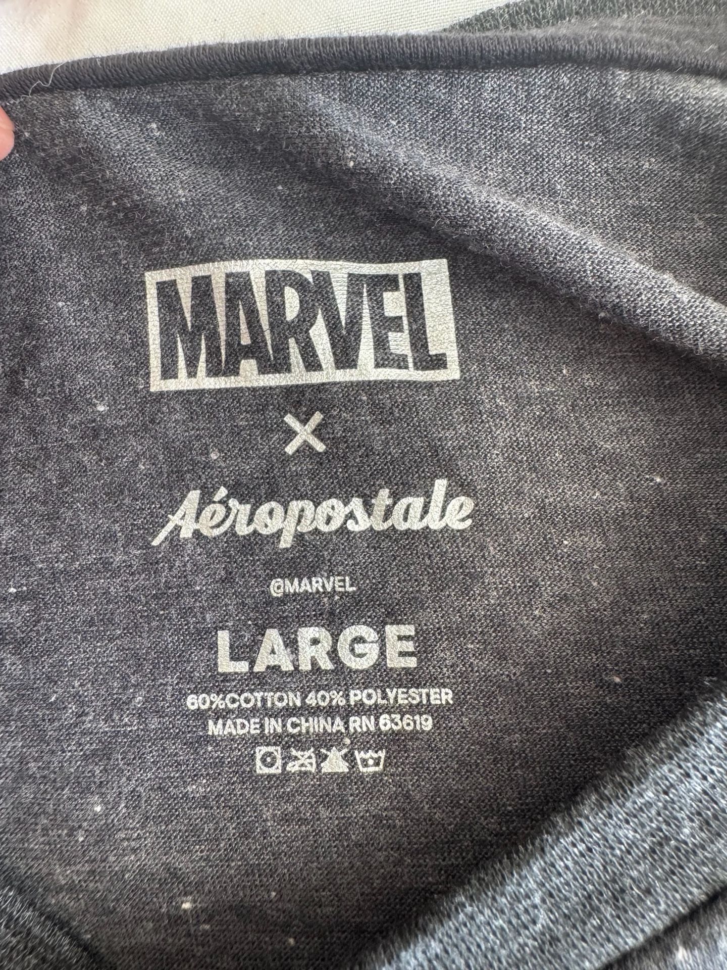 Aeropostale Marvel Deadpool Graphic T-Shirt Charcoal Gray Large 2
