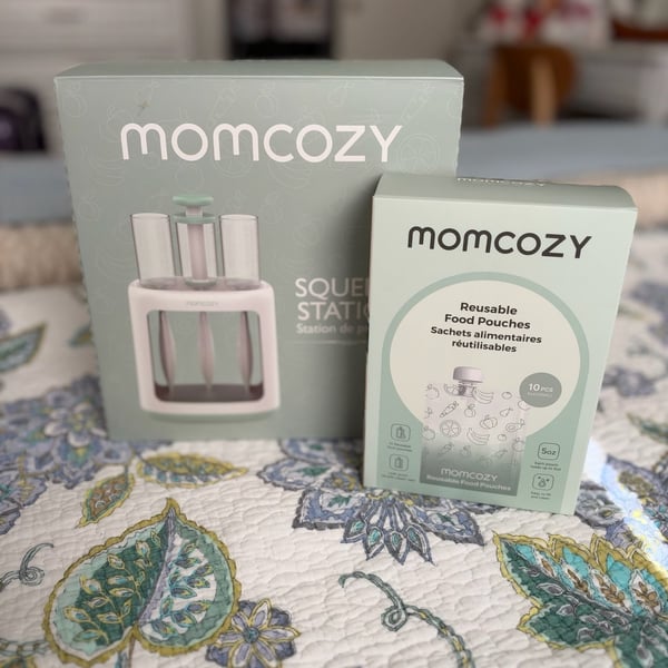 Momcozy Squeeze Station and Reusable Food Pouches Set