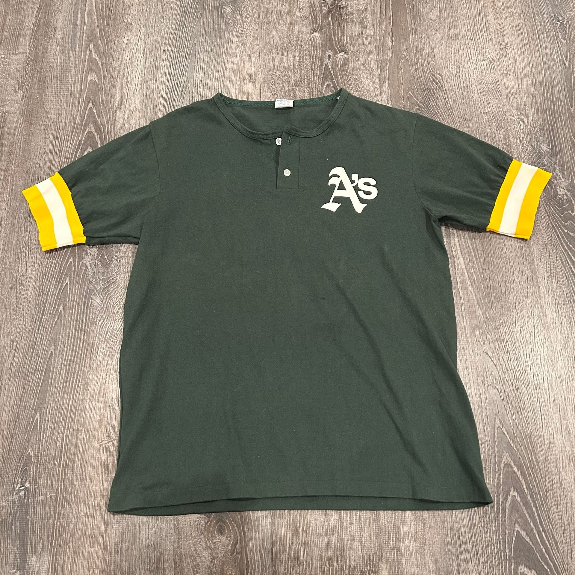 Vintage Universal Athletics Oakland A's Henley Size XL 2
