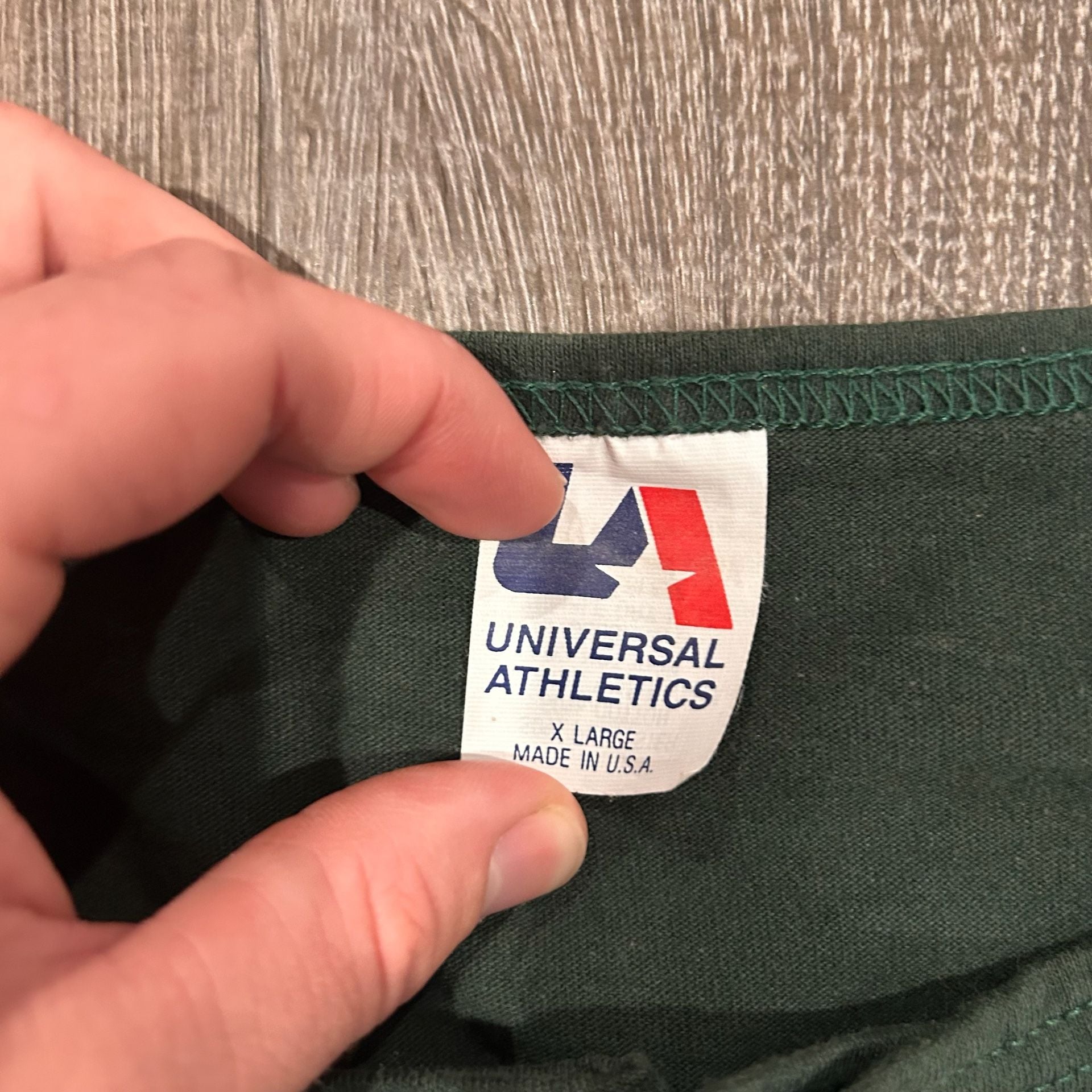 Vintage Universal Athletics Oakland A's Henley Size XL 4